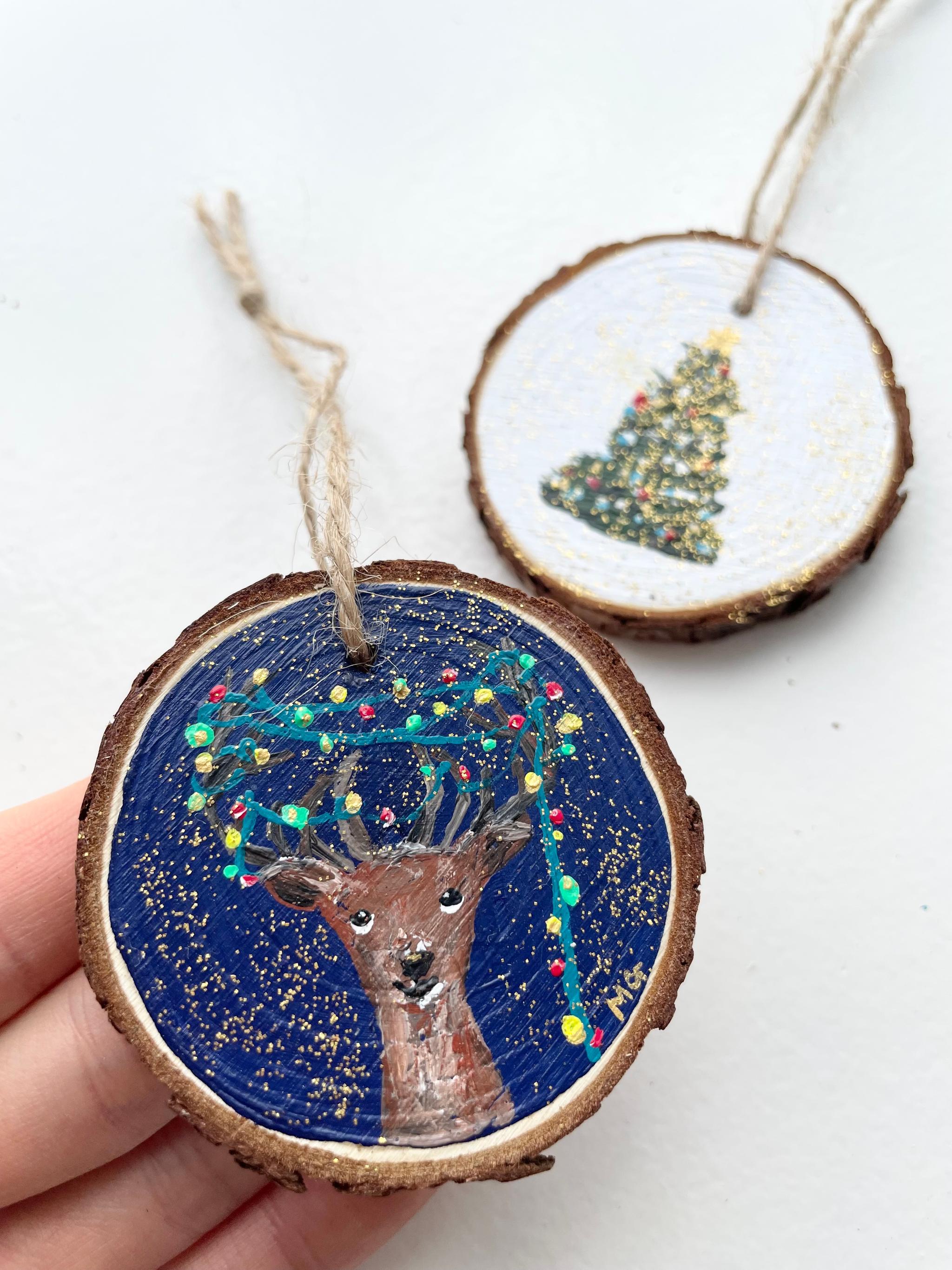 手描きの木製オーナメント、クリスマスオーナメント、クリスマスデコレーション、トナカイ、となかい、クリスマスツリー1枚目の画像